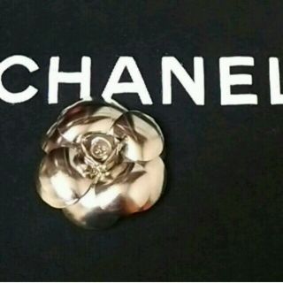 シャネル(CHANEL)の専用☆CHANEL  カメリアブローチ (ブローチ/コサージュ)