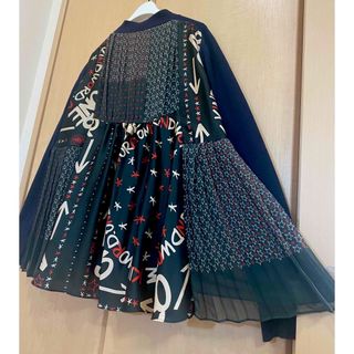sacai - 2023年【未使用に近い美品】☆sacai × Eric Haze sacai - 2023年【未使用に近い美品】☆sacai × Eric Haze