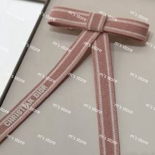 Christian Dior(バレッタ/ヘアクリップ)のフリマアイテム一覧 Christian Dior(バレッタ/ヘアクリップ)のフリマアイテム一覧