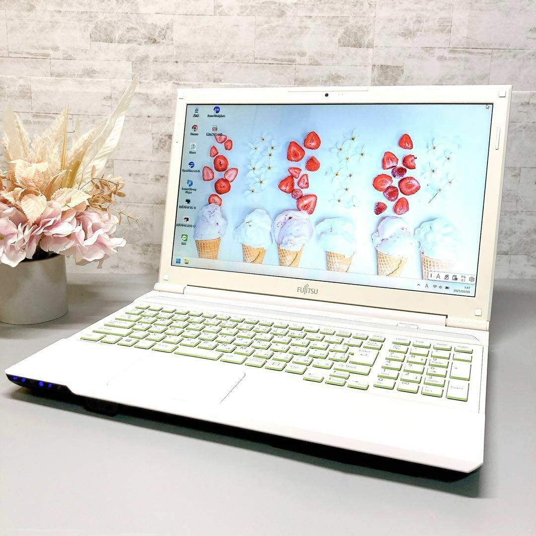 美品✨初心者おすすめ❤️Windows11 ノートパソコン 8GB i5 カメラ | フリマアプリ ラクマ 美品✨初心者おすすめ❤️Windows11 ノートパソコン 8GB i5 カメラ | フリマアプリ ラクマ