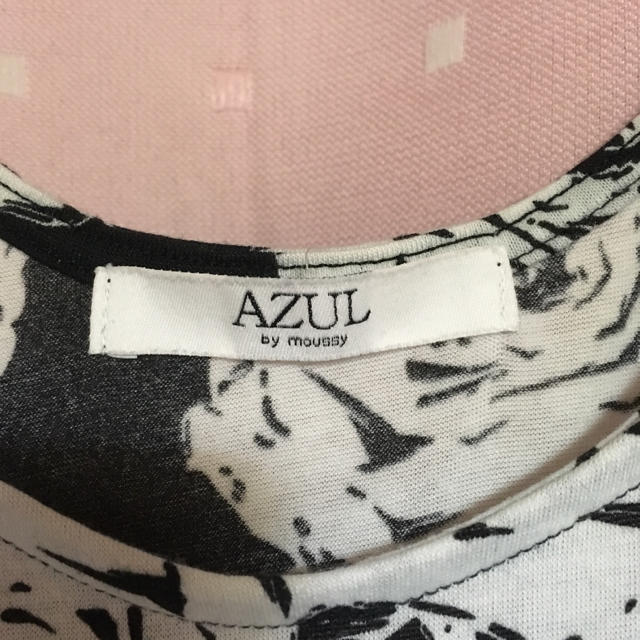 AZUL by moussy(アズールバイマウジー)のAZUL  by moussy 薔薇柄ロングタンクトップ レディースのトップス(タンクトップ)の商品写真