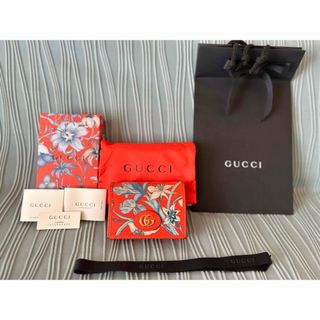 GUCCI - 038箱付✨極美品✨グッチ 折り財布 ディズニーコラボ GUCCI - 038箱付✨極美品✨グッチ 折り財布 ディズニーコラボ