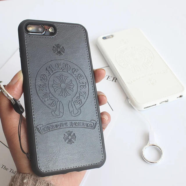 Chrome Hearts(クロムハーツ)のiphone7plusケースカバー新品 スマホ/家電/カメラのスマホアクセサリー(iPhoneケース)の商品写真