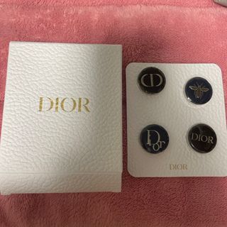 Dior(ブローチ/コサージュ)のフリマアイテム一覧 Dior(ブローチ/コサージュ)のフリマアイテム一覧