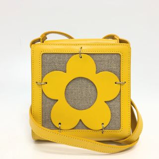 CELINE(ショルダーバッグ ・ イエロー/黄色系)のフリマ CELINE(ショルダーバッグ ・ イエロー/黄色系)のフリマ