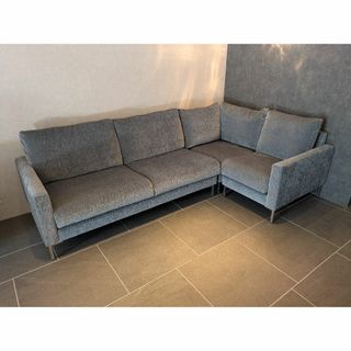 イタリア製 erba 240万「フォーエバーヤング」4人掛け カウチ イタリア製 erba 240万「フォーエバーヤング」4人掛け カウチ