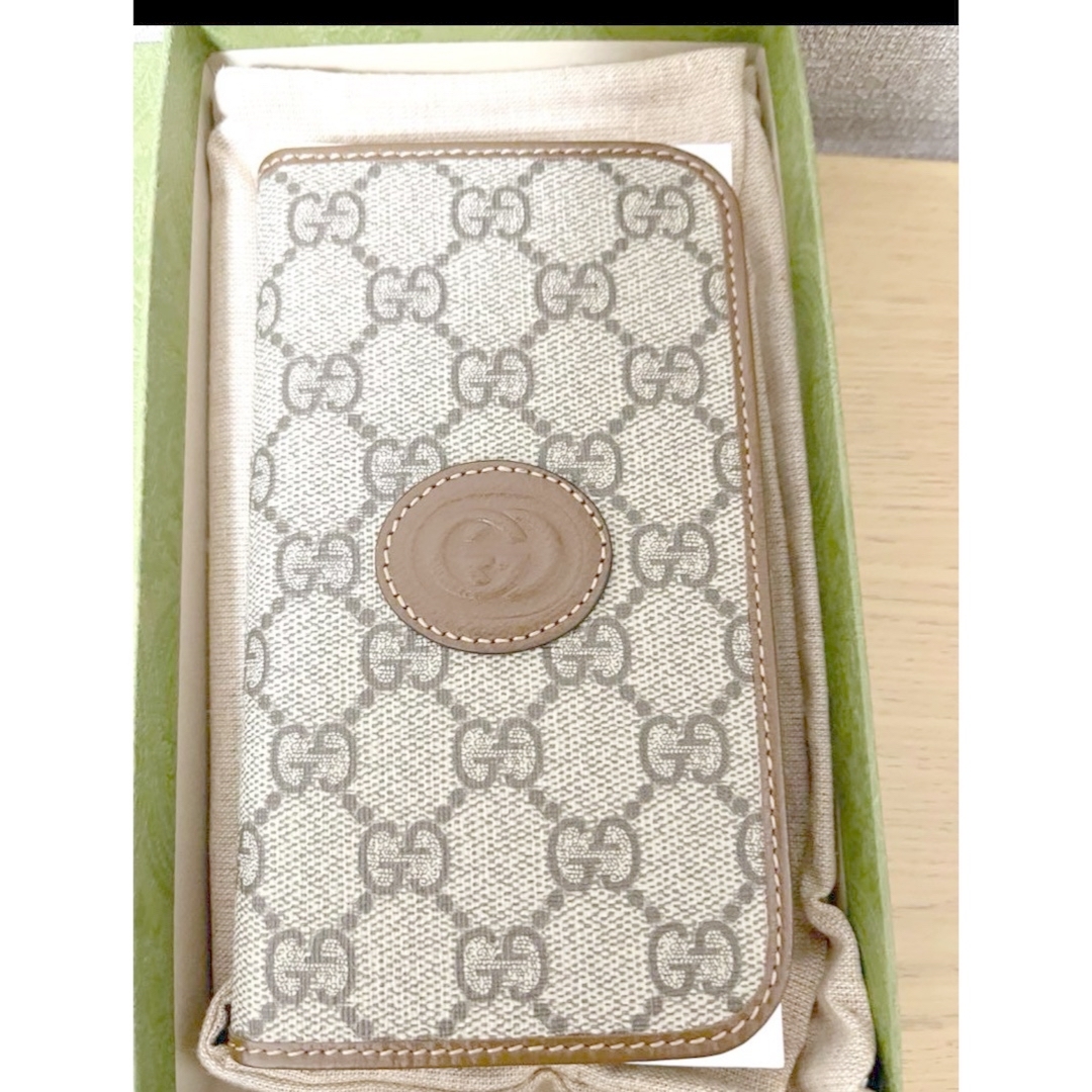 新品未使用】GUCCI GGパターン 手帳型ケースiPhone15 新品未使用】GUCCI GGパターン 手帳型ケースiPhone15