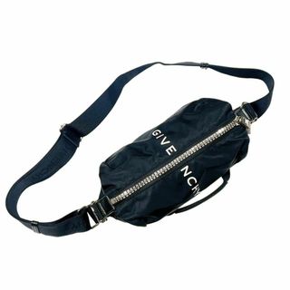 GIVENCHY - 【超美品】ジバンシー ボディバッグ エッセンシャル GIVENCHY - 【超美品】ジバンシー ボディバッグ エッセンシャル