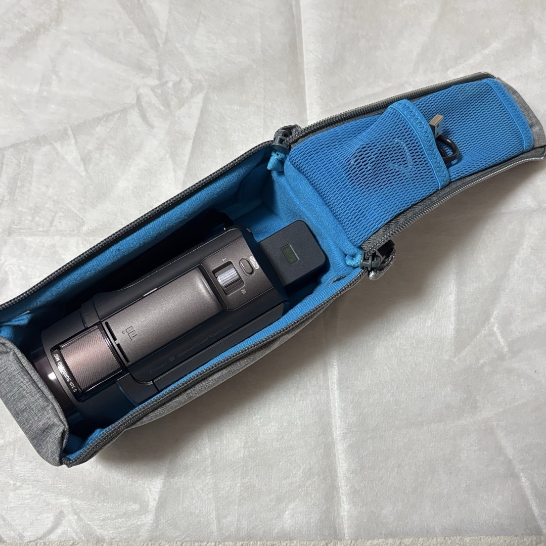 SONY - 【極美品】SONY 4Kビデオカメラ FDR-AX45 レンズカバー SONY - 【極美品】SONY 4Kビデオカメラ FDR-AX45 レンズカバー
