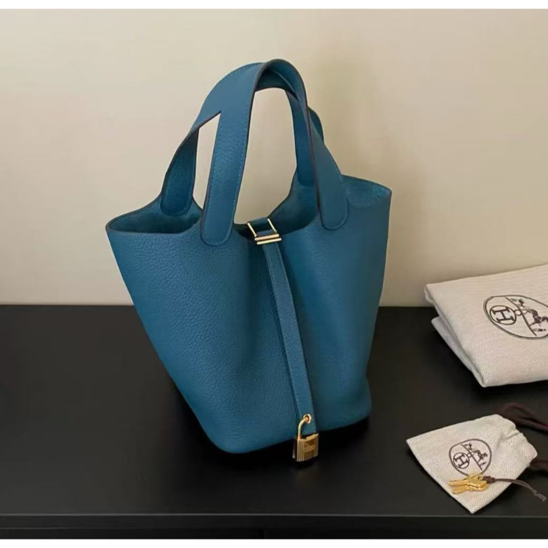 HERMES(エルメス)のエルメス ピコタンロック PM18 レディースのバッグ(トートバッグ)の商品写真