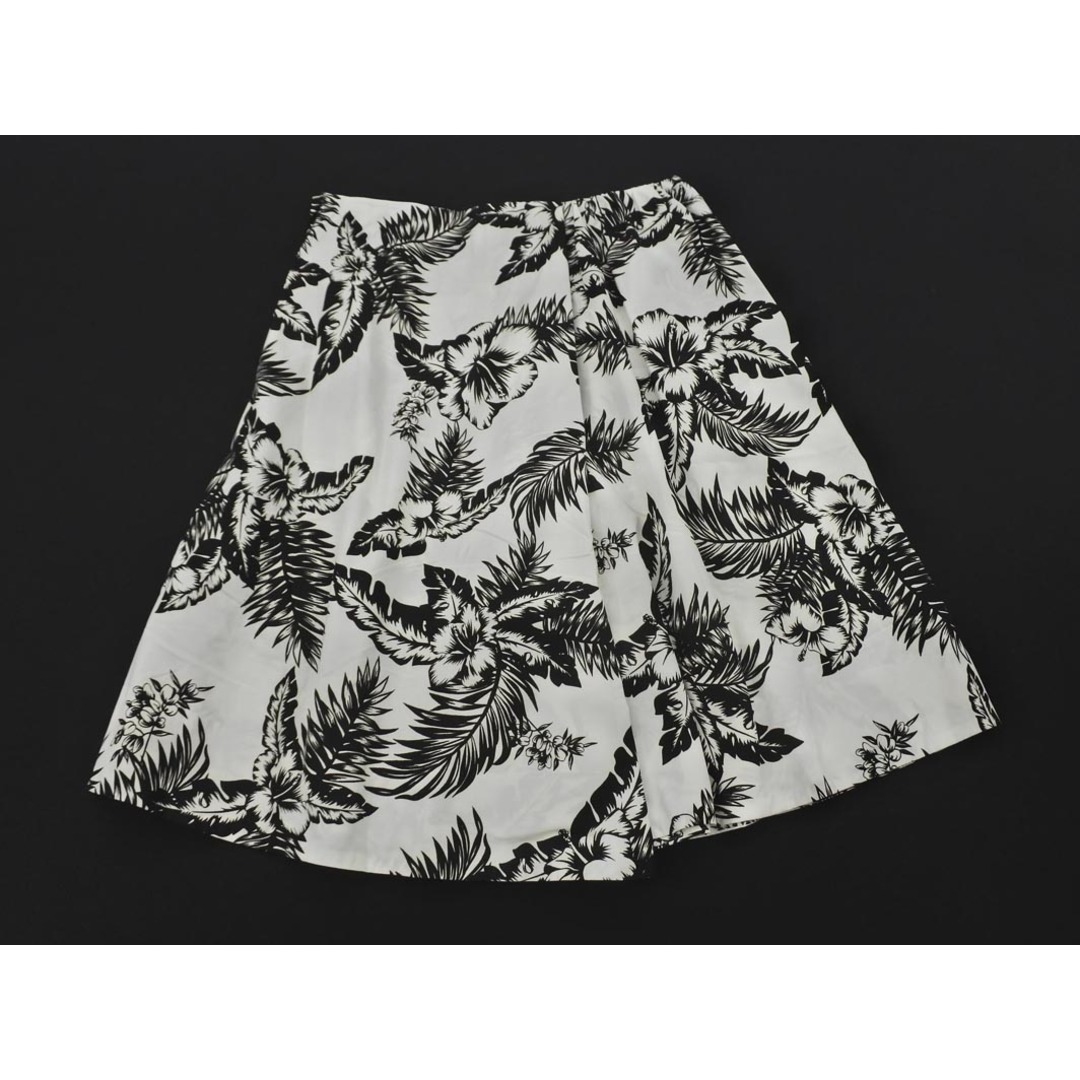 MACPHEE マカフィー トゥモローランド ボタニカル柄 フレア スカート size36/白x黒 ■◇ レディース MACPHEE マカフィー トゥモローランド ボタニカル柄 フレア スカート size36/白x黒 ■◇ レディース