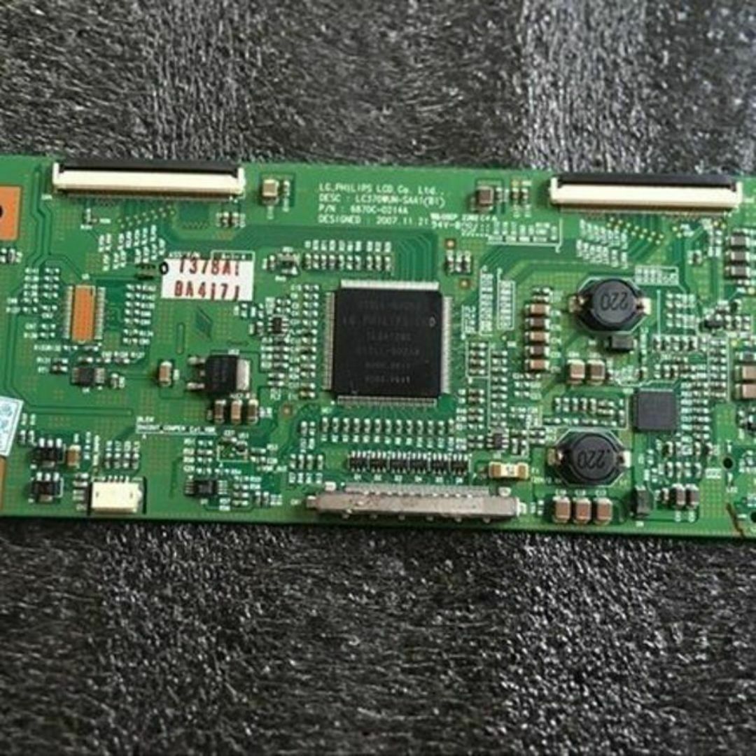 T-CON基板 レグザ 基盤 東芝 37RH500 6870C-0214A スマホ/家電/カメラのテレビ/映像機器(テレビ)の商品写真