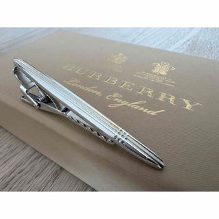 BURBERRY(ネクタイピン)のフリマアイテム一覧 BURBERRY(ネクタイピン)のフリマアイテム一覧