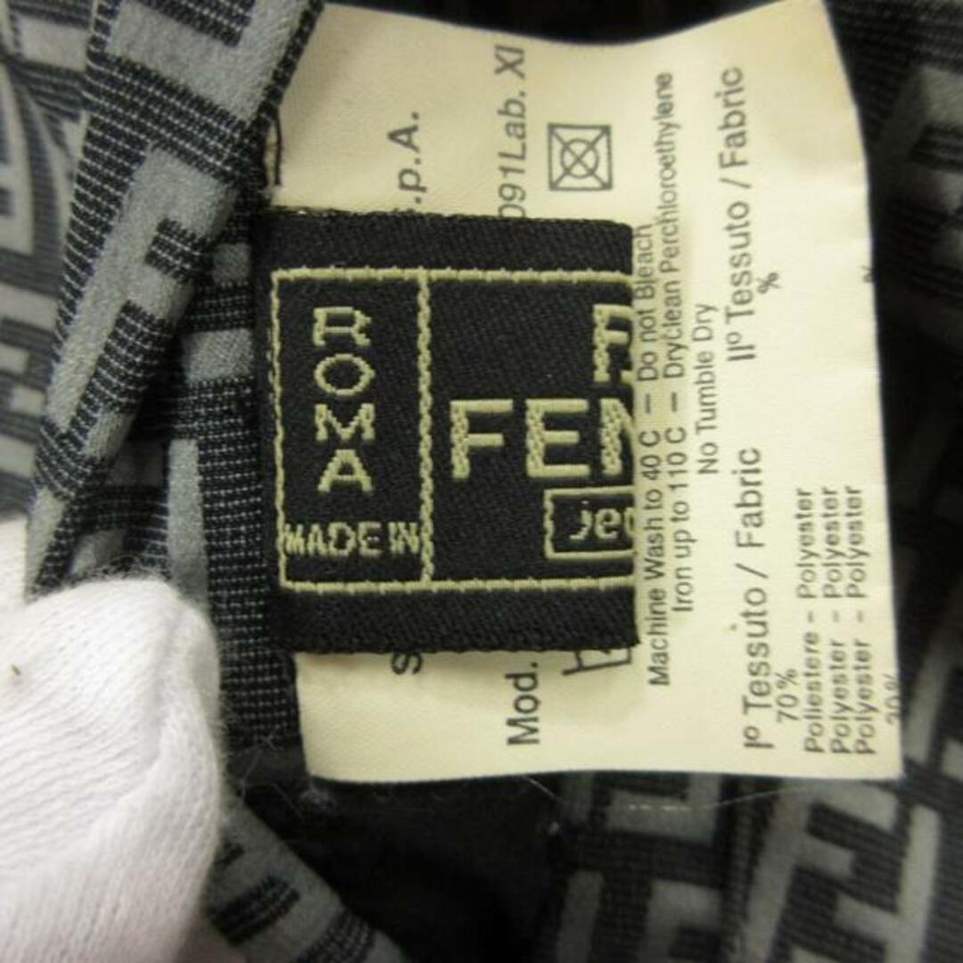 FENDI - フェンディ リバーシブルパーカー ズッカ柄 ズッキーノ FENDI - フェンディ リバーシブルパーカー ズッカ柄 ズッキーノ