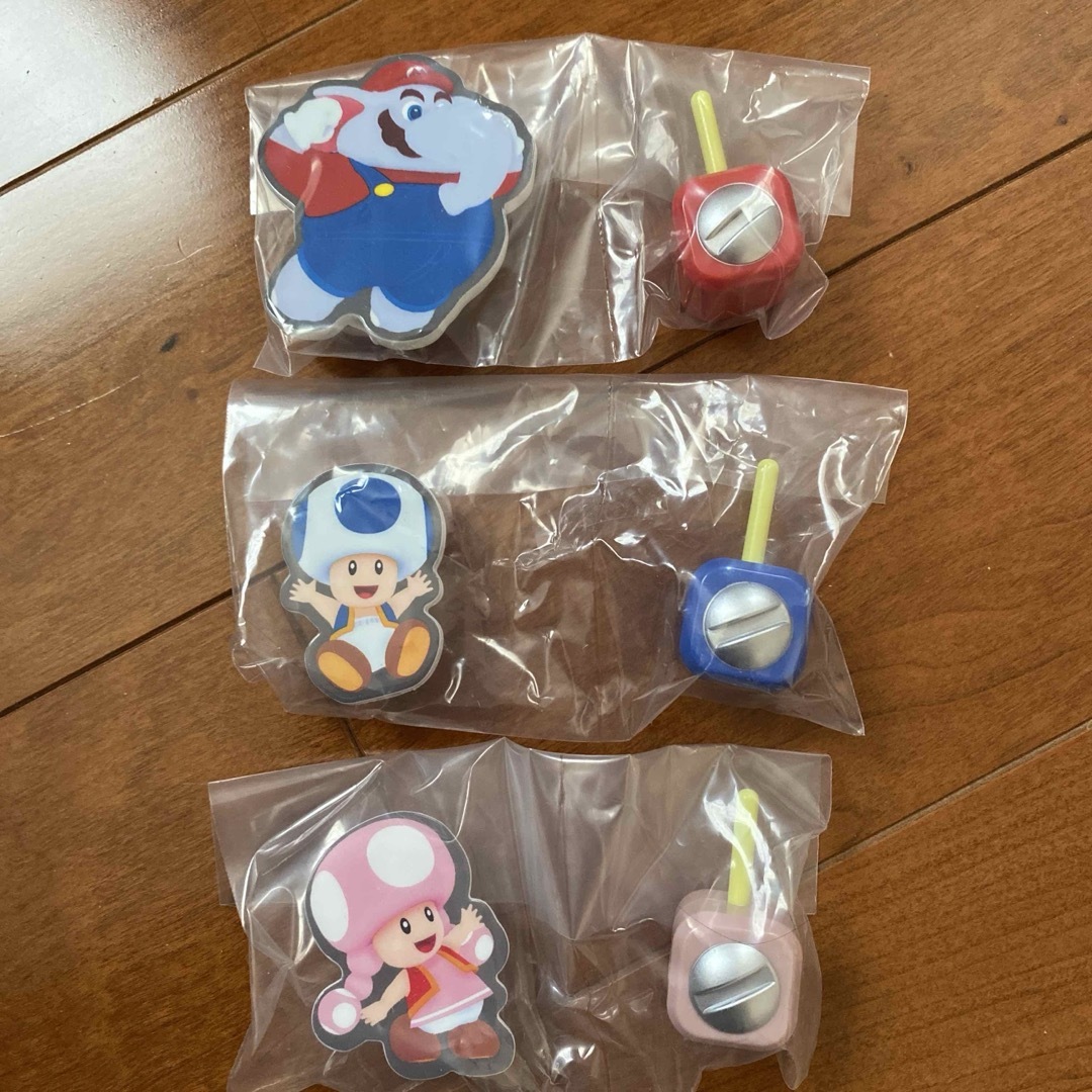 スーパーマリオ パネルクリップスタンド キノピコ あおキノピオ ゾウマリオ エンタメ/ホビーのおもちゃ/ぬいぐるみ(キャラクターグッズ)の商品写真