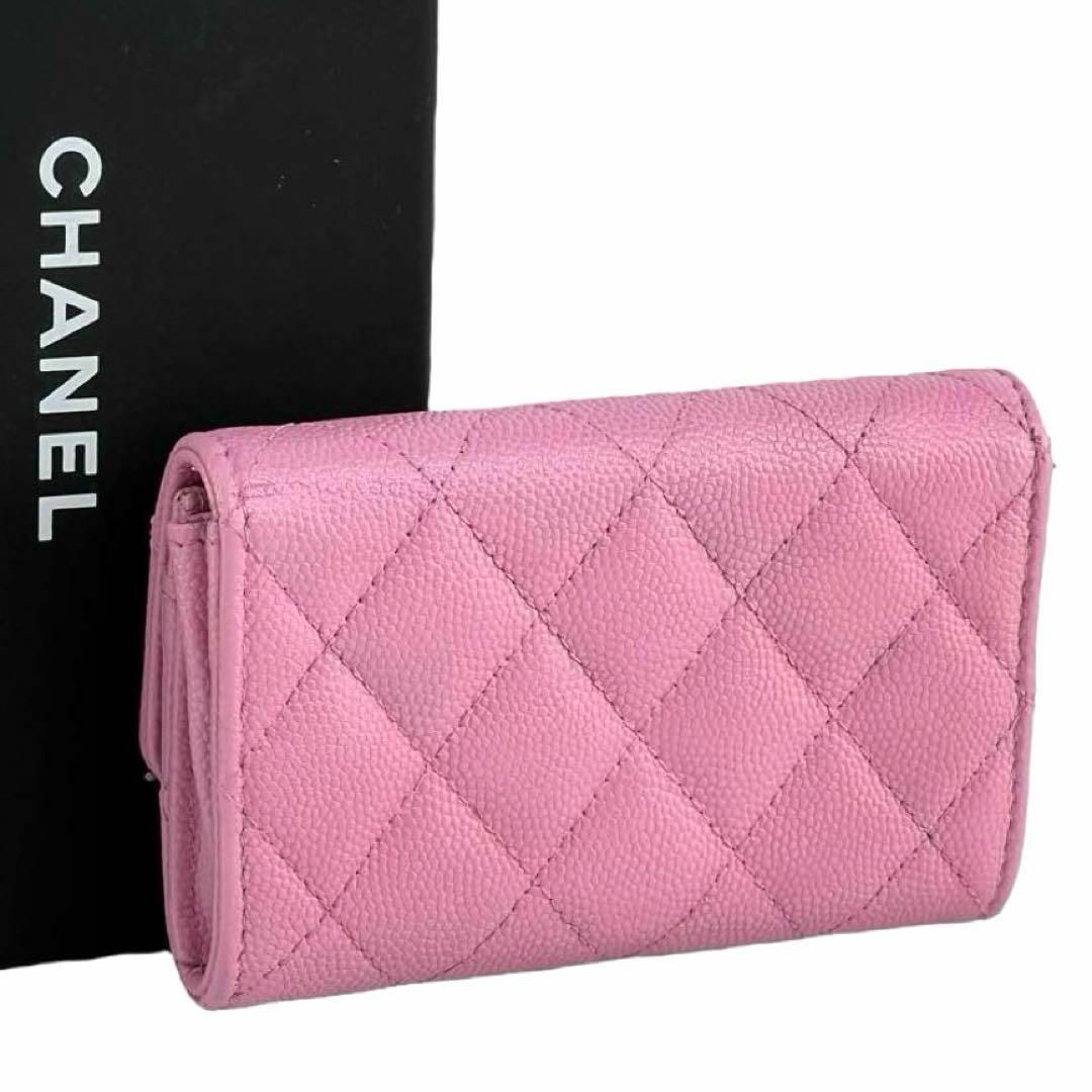 CHANEL - 【現行品・23年モデル】シャネル キャビアスキン 折 CHANEL - 【現行品・23年モデル】シャネル キャビアスキン 折