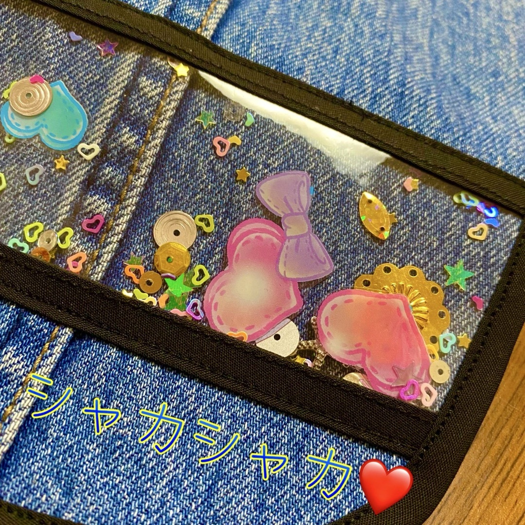 デニムリメイク⭐️シャカシャカ⭐️母子手帳ケース⭐️通帳ケース⭐️お薬手帳⭐️ハンドメイド デニムリメイク⭐️シャカシャカ⭐️母子手帳ケース⭐️通帳ケース⭐️お薬手帳⭐️ハンドメイド