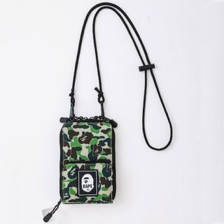 A BATHING APE(ショルダーバッグ)のフリマアイテム一覧 A BATHING APE(ショルダーバッグ)のフリマアイテム一覧