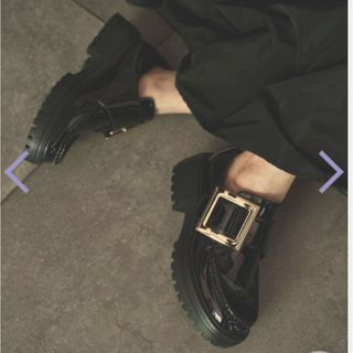 ROGER VIVIER - ロジェ ヴィヴィエ ROGER VIVIER ローファー Viv ROGER VIVIER - ロジェ ヴィヴィエ ROGER VIVIER ローファー Viv