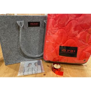 東方神起　zone プレミアムシートグッズ(アイドルグッズ)