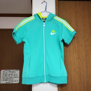 ナイキ(NIKE)の【夏物セール中！】ナイキ パーカー 半袖 ミント(パーカー)