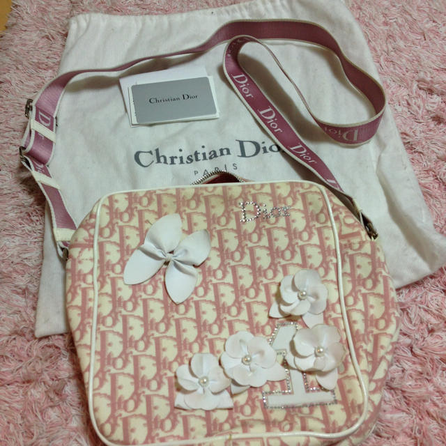 Christian Dior(クリスチャンディオール)の値下げ ディオール♡ピンクショルダー レディースのバッグ(ショルダーバッグ)の商品写真