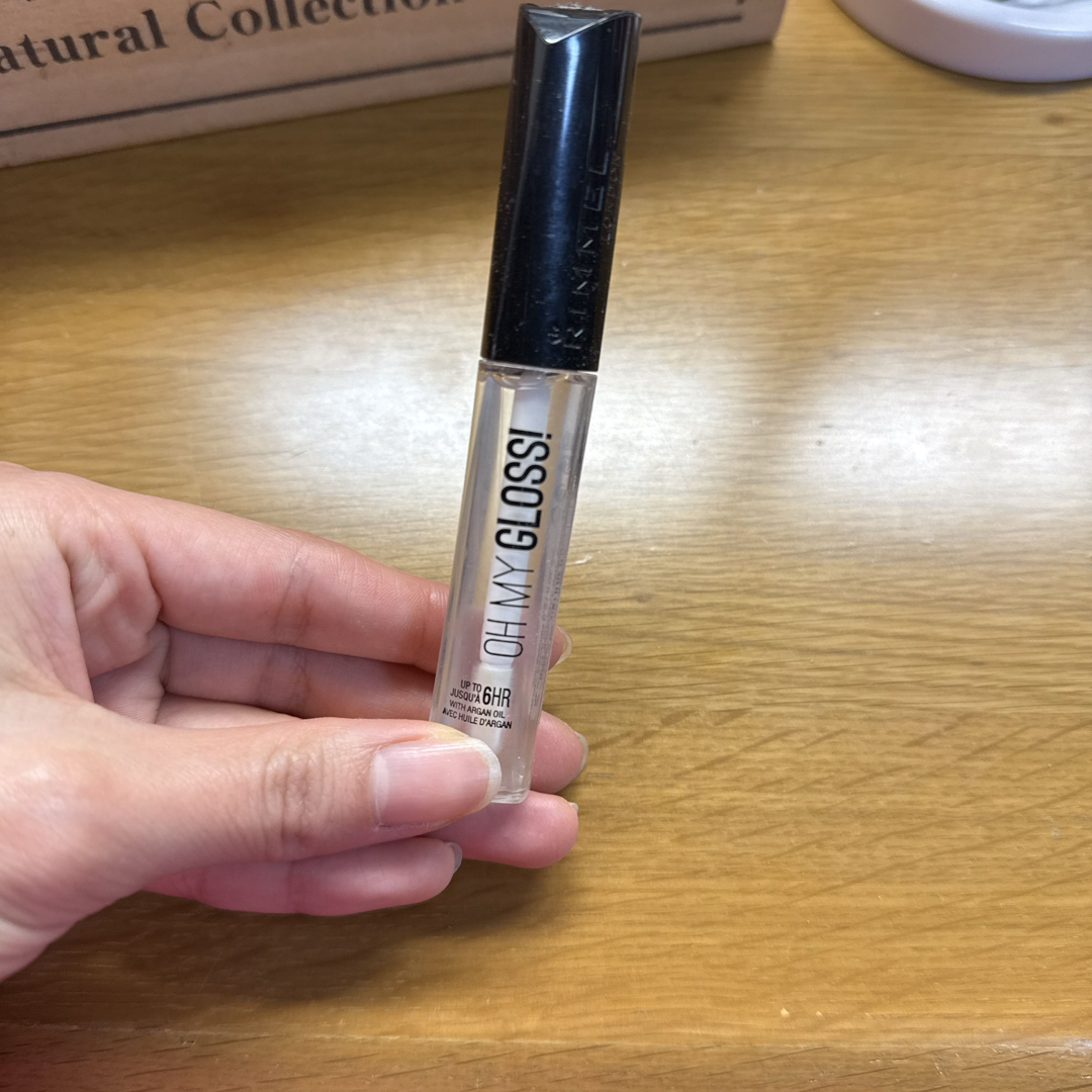 RIMMEL(リンメル)のグロス 新品未使用 コスメ/美容のベースメイク/化粧品(リップグロス)の商品写真
