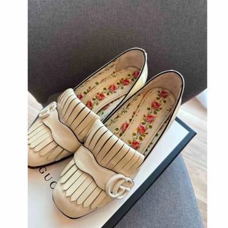 GUCCI(ホワイト/白色系)のフリマアイテム一覧 GUCCI(ホワイト/白色系)のフリマアイテム一覧
