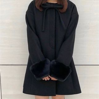 evelyn - 2022 evelyn ビジューコートの通販 by みりあ's shop evelyn - 2022 evelyn ビジューコートの通販 by みりあ's shop