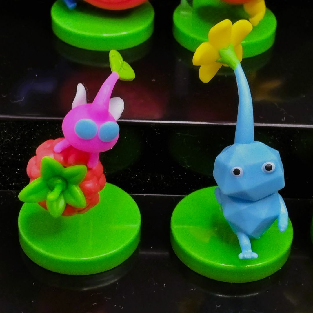 フルタ製菓 - チョコエッグ 食玩 PIKMIN ピクミン 16種類 フルタ製菓 - チョコエッグ 食玩 PIKMIN ピクミン 16種類
