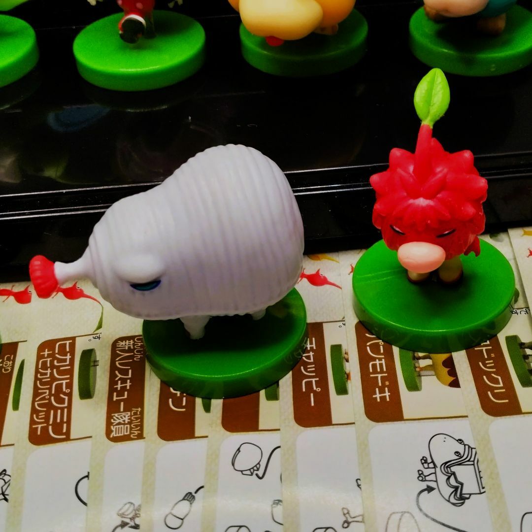 フルタ製菓 - チョコエッグ 食玩 PIKMIN ピクミン 16種類 フルタ製菓 - チョコエッグ 食玩 PIKMIN ピクミン 16種類