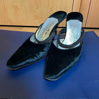 Salvatore Ferragamo(ミュール)のフリマアイテム一覧 Salvatore Ferragamo(ミュール)のフリマアイテム一覧