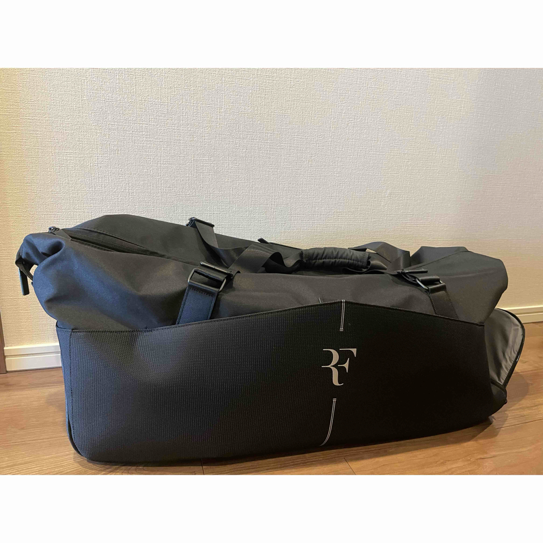 wilson(ウィルソン)のWilson RF PRACTICE RACQUET BAG WR8034201 スポーツ/アウトドアのテニス(バッグ)の商品写真