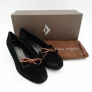 BOTTEGA VENETA(ローファー/革靴 ・ ブラック/黒色系)のフリマ BOTTEGA VENETA(ローファー/革靴 ・ ブラック/黒色系)のフリマ