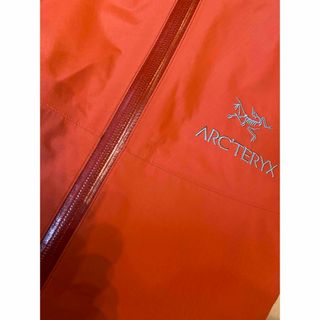 ARC'TERYX(ジャケット/アウター ・ レッド/赤色系)のフリマ ARC'TERYX(ジャケット/アウター ・ レッド/赤色系)のフリマ