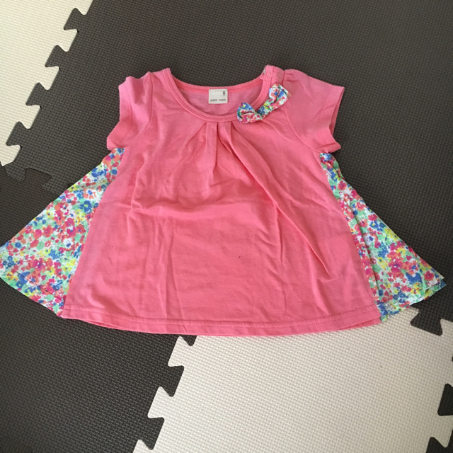 babyGAP(ベビーギャップ)のノースリーブ キッズ/ベビー/マタニティのベビー服(~85cm)(タンクトップ/キャミソール)の商品写真