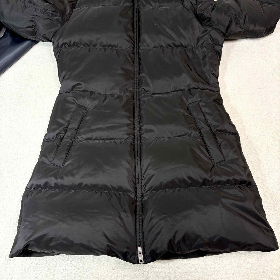 PRADA - 22AW・極美 PRADA Re-Nylon 三角ロゴ ダウンコート PRADA - 22AW・極美 PRADA Re-Nylon 三角ロゴ ダウンコート