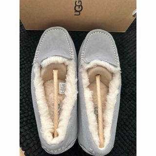 UGG - アグ UGG スリッポン ファー 厚底 TAZZLITA ムートン UGG - アグ UGG スリッポン ファー 厚底 TAZZLITA ムートン