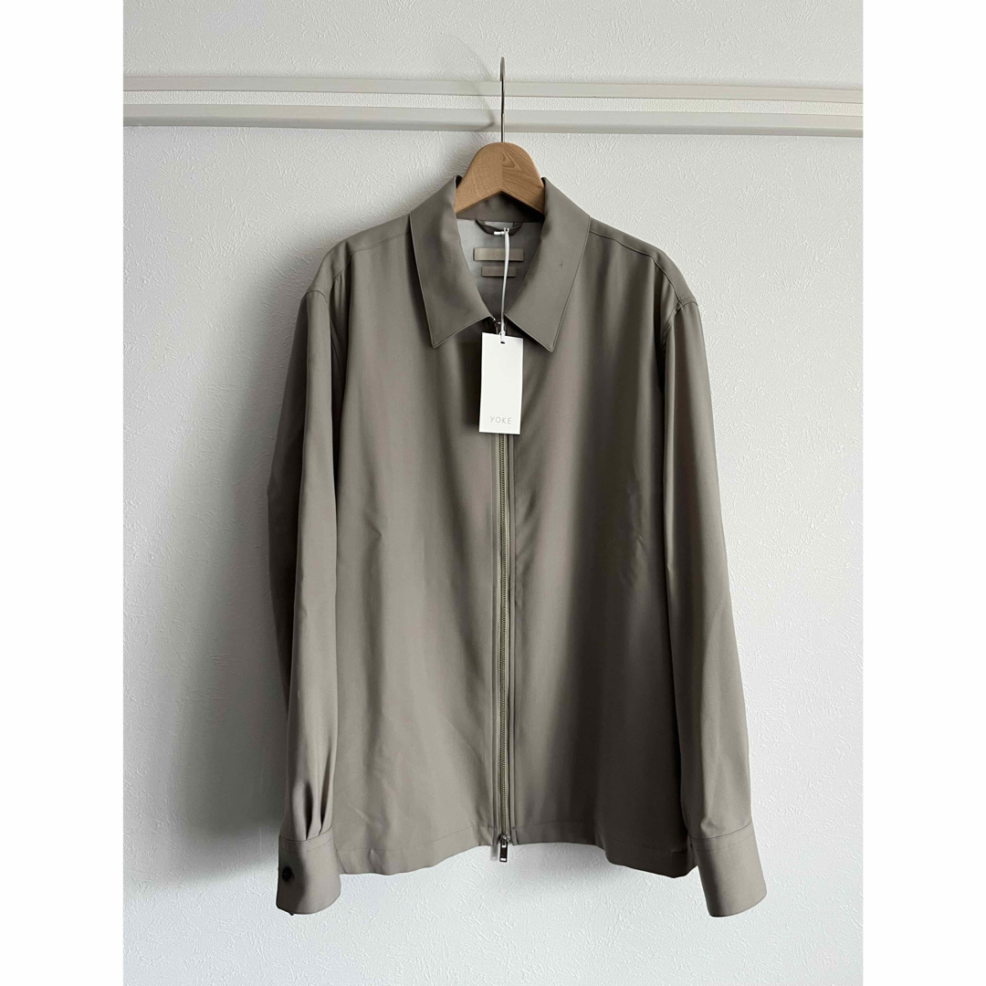 YOKE - YOKE 24SS FRONT ZIP SHIRT BLOUSONの通販 by コーラ's YOKE - YOKE 24SS FRONT ZIP SHIRT BLOUSONの通販 by コーラ's