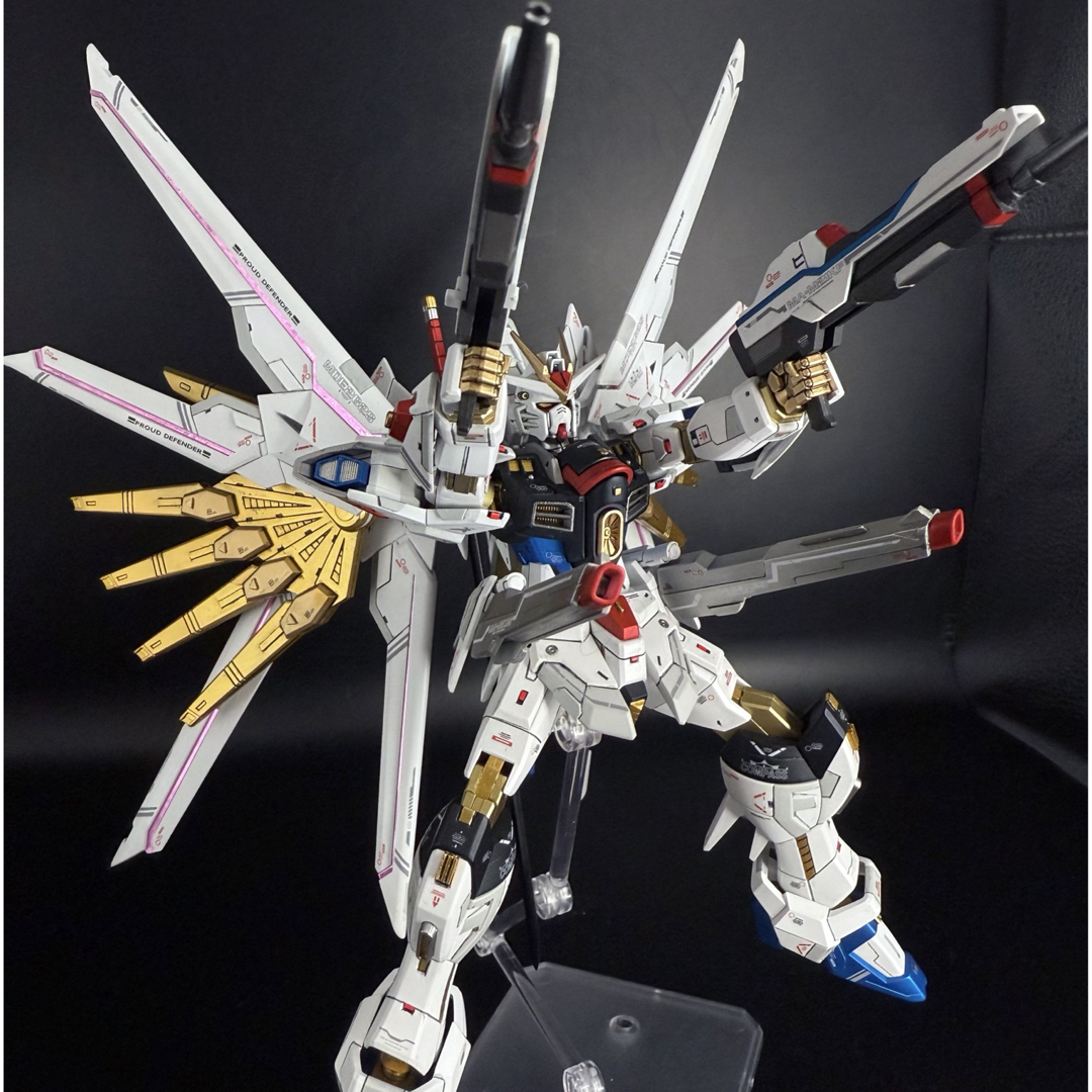 BANDAI - HG マイティーストライクフリーダムガンダム ガンプラ BANDAI - HG マイティーストライクフリーダムガンダム ガンプラ