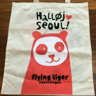 フライングタイガーコペンハーゲン(Flying Tiger Copenhagen)のフライングタイガー エコバッグ　韓国 ソウル　FLYING TYGER 　新品(エコバッグ)