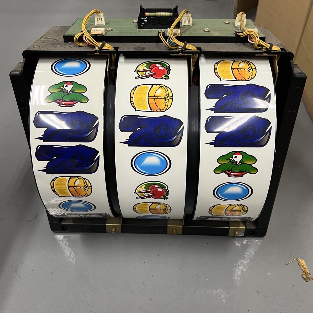 送料込み‼️4号機 パチスロ吉宗 部品 リールの通販 by M'sshop 送料込み‼️4号機 パチスロ吉宗 部品 リールの通販 by M'sshop