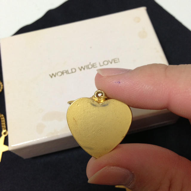 WORLD WIDE LOVE!(ワールドワイドラブ)の値下げしました♪ ピアス レディースのアクセサリー(ピアス)の商品写真