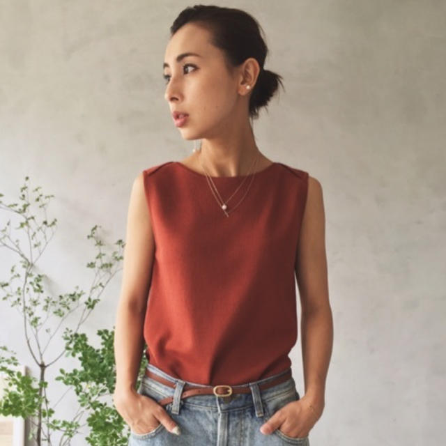 Ameri VINTAGE(アメリヴィンテージ)の発送5/8〜 ameri vintage COLOR KNIT TOP レディースのトップス(タンクトップ)の商品写真