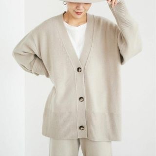 【35%OFF】 Plage - ⭐️Plage⭐️プラージュ Vネックバルーンスリーブニット カシミヤ混 フリーの通販|ラクマ トップス