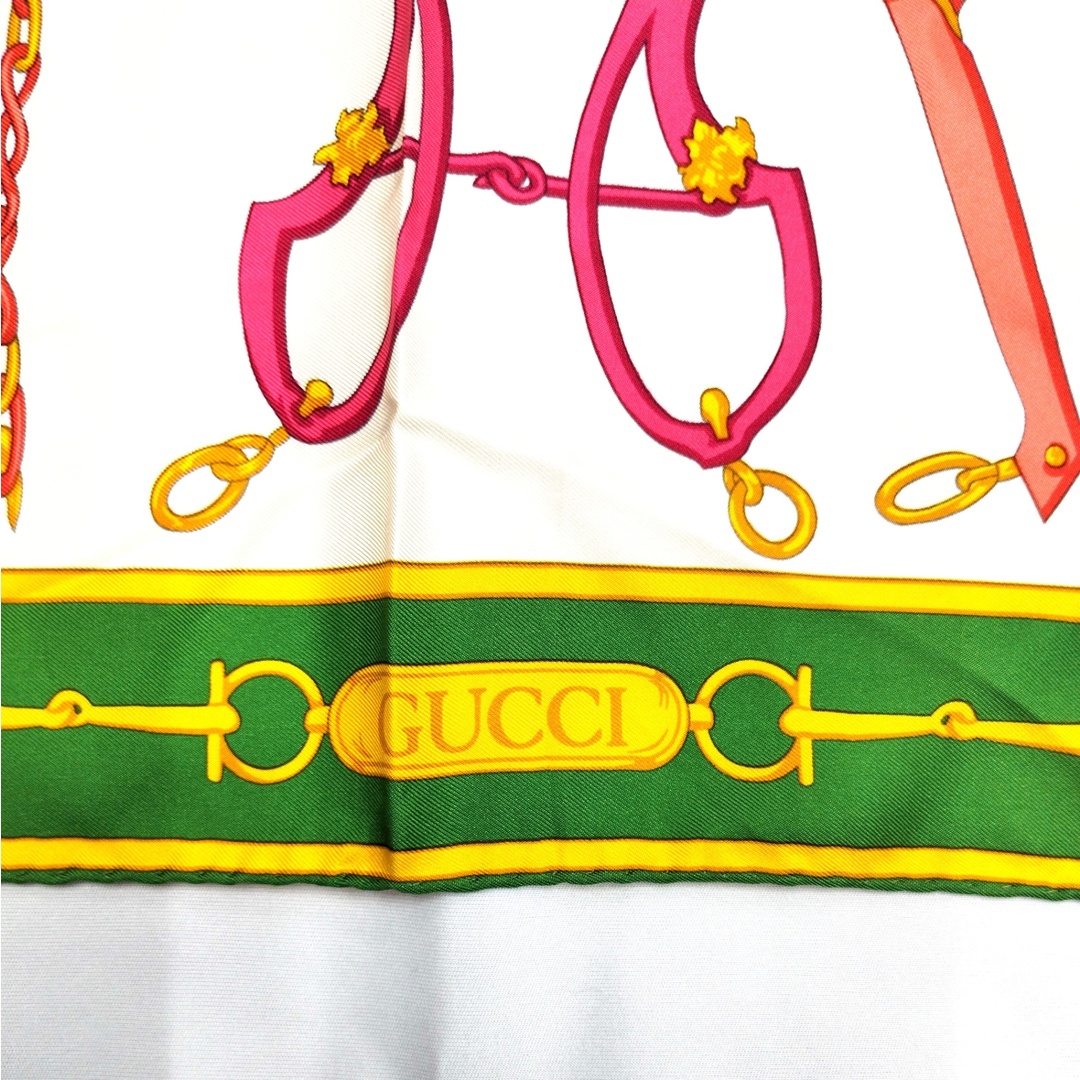 GUCCI - グッチ(GUCCI) シルク100% ホースビット スカーフ 大判 GUCCI - グッチ(GUCCI) シルク100% ホースビット スカーフ 大判