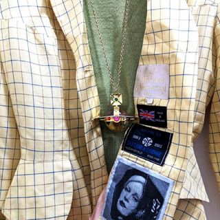 Vivienne Westwood(テーラードジャケット)のフリマアイテム一覧 Vivienne Westwood(テーラードジャケット)のフリマアイテム一覧