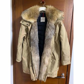 MONCLER(ダウンジャケット ・ ベージュ系)のフリマアイテム一覧 MONCLER(ダウンジャケット ・ ベージュ系)のフリマアイテム一覧