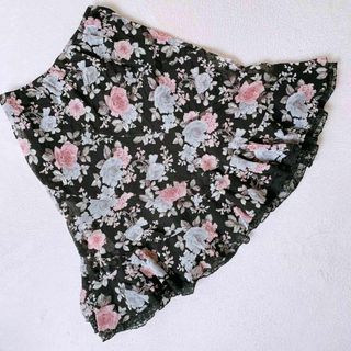 L'EST ROSE(ひざ丈スカート)のフリマアイテム一覧 L'EST ROSE(ひざ丈スカート)のフリマアイテム一覧