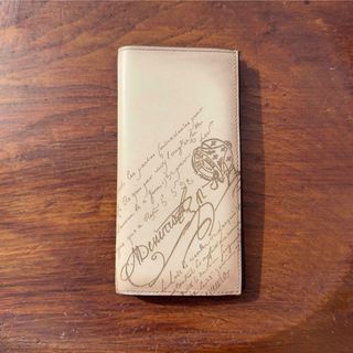 BERLUTI(長財布)のフリマアイテム一覧 BERLUTI(長財布)のフリマアイテム一覧